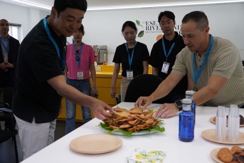 Korean delegation visit to Riverbend